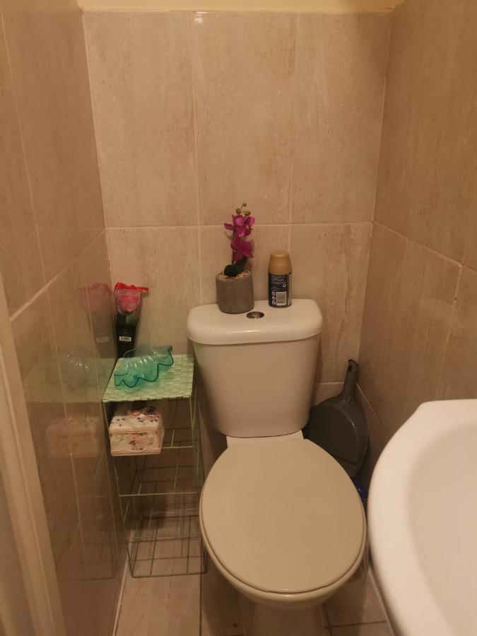 Marahanata Jadwin 1 Beautiful Apartment 1 Bedroom Flat Londen Buitenkant foto